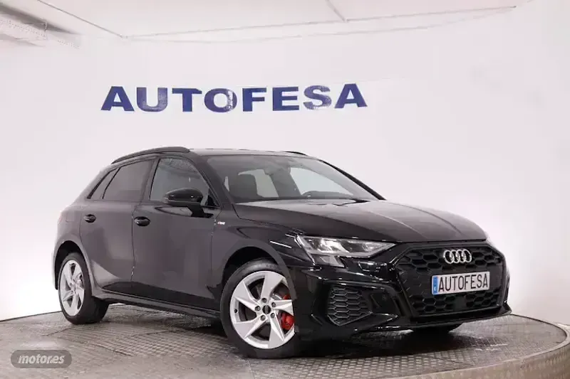 Usado Audi A3 Sportback e-tron S-Line 245 CV (180 kW) 2024 Negro Utilitario