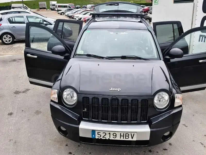 Usado Jeep Compass Limited 163 CV (119 kW) 2011 Negro SUV