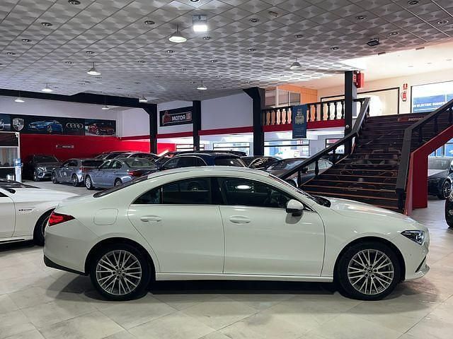 Usado Mercedes CLA250e 218 CV (160 kW) 2022 Blanco Berlina