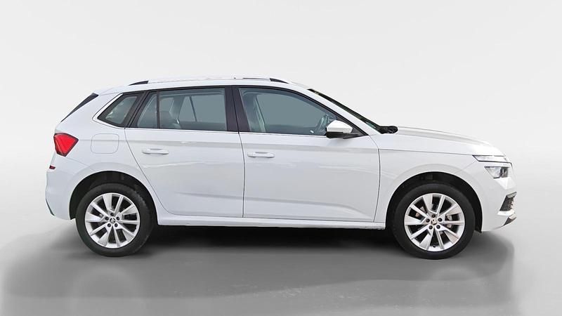 Usado Skoda Kamiq Ambition 115 CV (84 kW) 2020 Blanco SUV