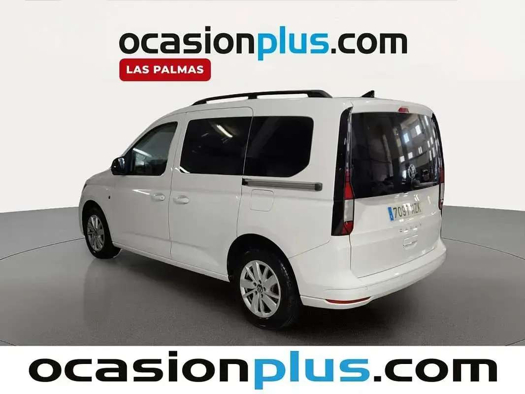 Usado VW Caddy Maxi 102 CV (75 kW) 2025 Blanco Monovolumen
