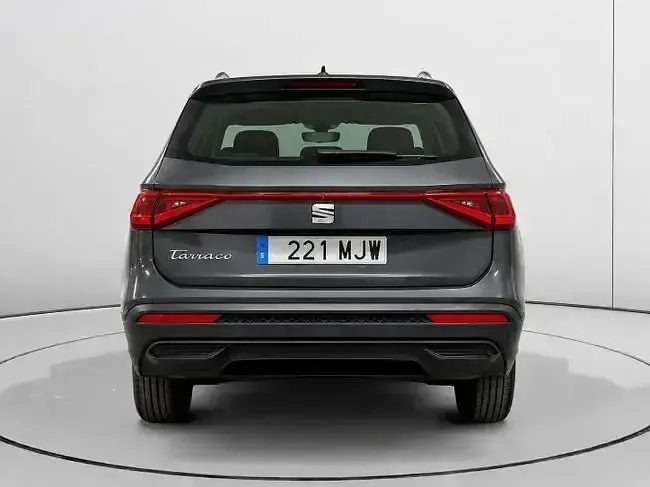 Usado Seat Tarraco Style 150 CV (110 kW) 2023 Gris / plata SUV