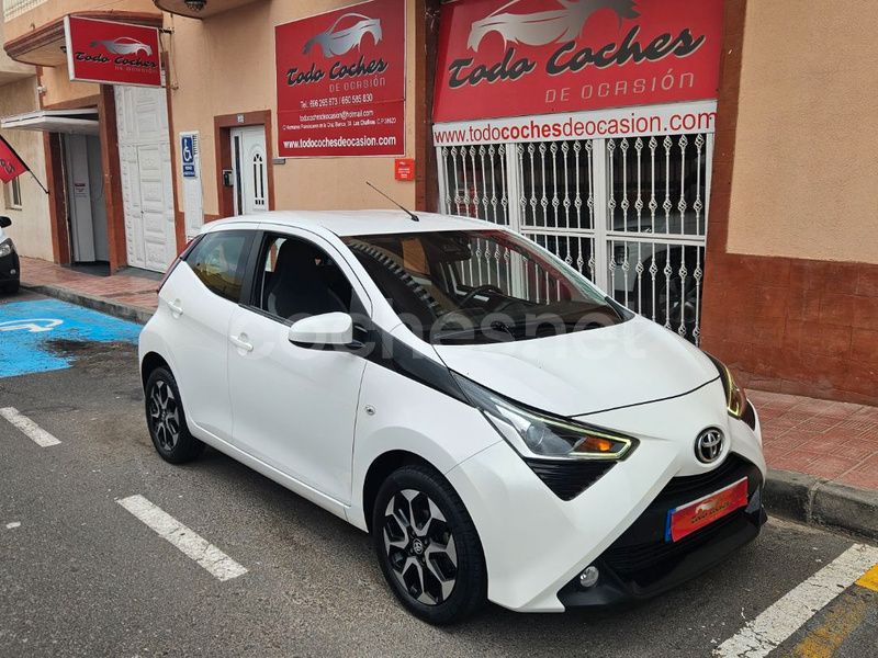 Blanco Usado 2022 Toyota Aygo Utilitario | 11.499 € (Buen precio) - Imagen 1/4