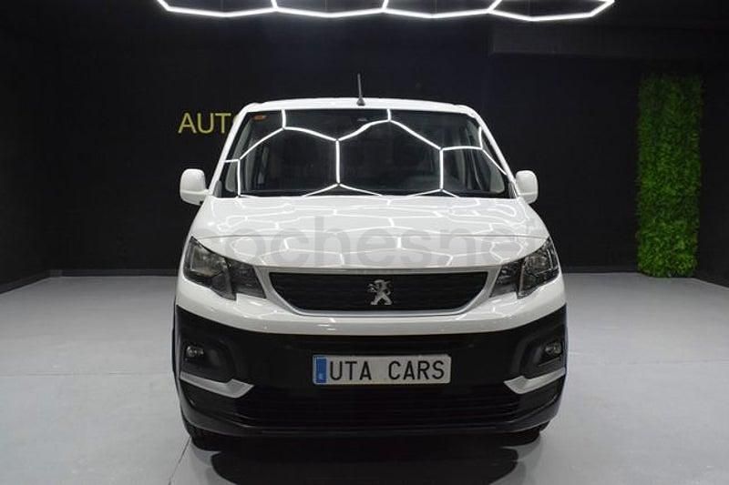 Usado Peugeot Rifter Active 100 CV (73 kW) 2021 Blanco Monovolumen