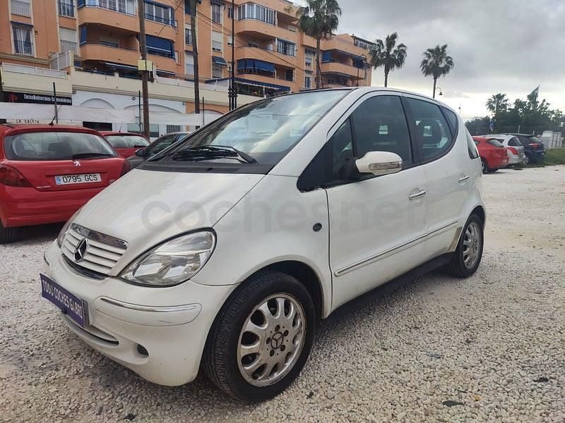 Usado Mercedes A160 Elegance 102 CV (75 kW) 2003 Blanco Monovolumen