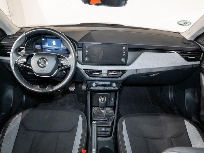 Usado Skoda Kamiq Selection 115 CV (84 kW) 2025 Gris SUV