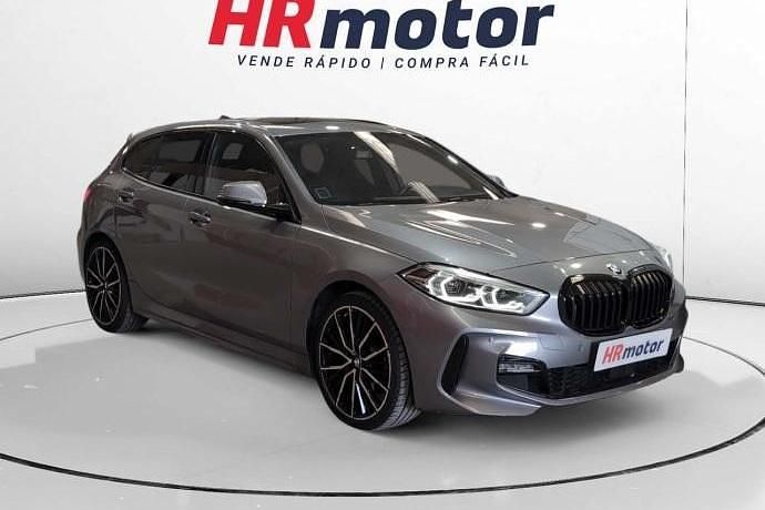 Usado BMW 118 M Sport 136 CV (100 kW) 2024 Gris Utilitario