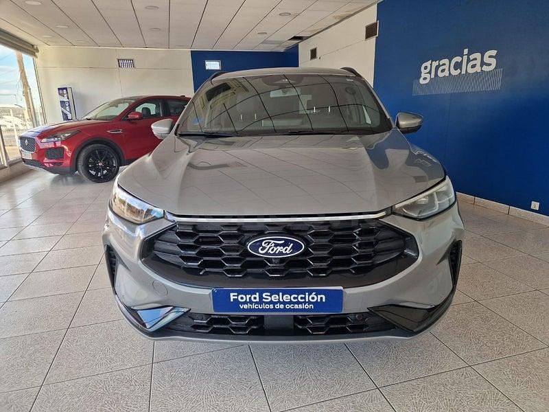 Usado Ford Kuga ST-Line X 243 CV (178 kW) 2024 Gris / plata SUV