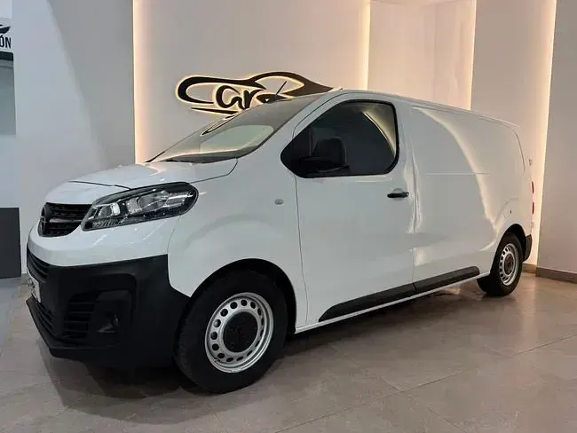 Usado Opel Vivaro-e Combi 120 CV (88 kW) 2021 Blanco Monovolumen