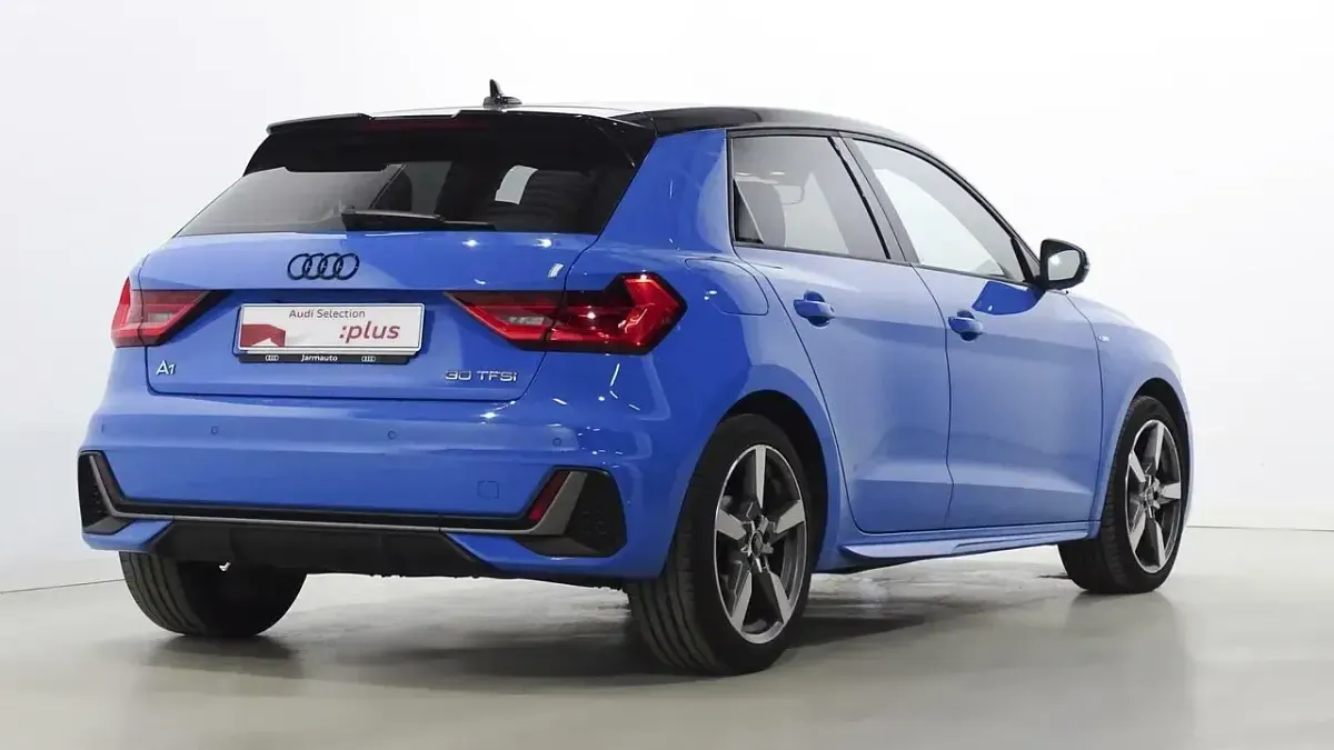 Usado Audi A1 Sportback S-Line 110 CV (80 kW) 2021 Azul Utilitario