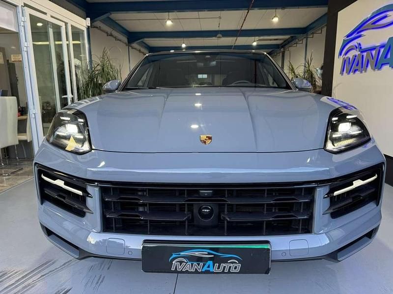 Usado Porsche Cayenne 470 CV (345 kW) 2024 Gris SUV