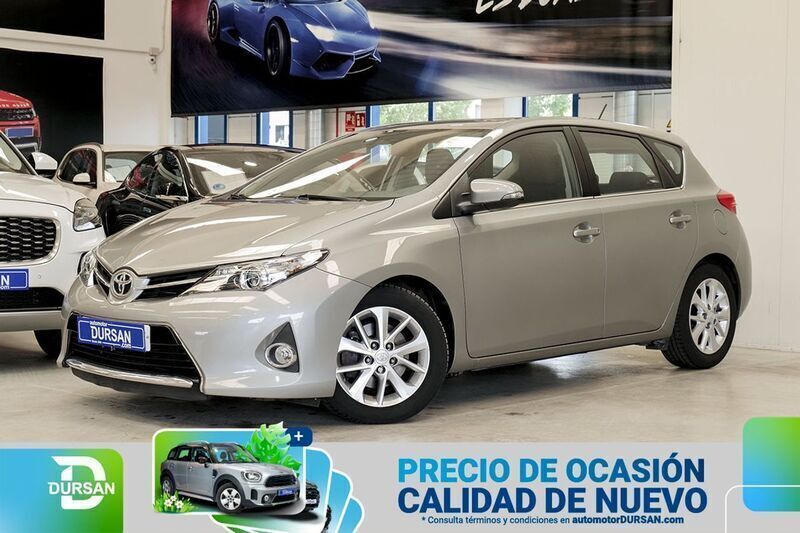 Gris Usado 2015 Toyota Auris Utilitario | 12.490 € (Precio justo) - Imagen 1/4