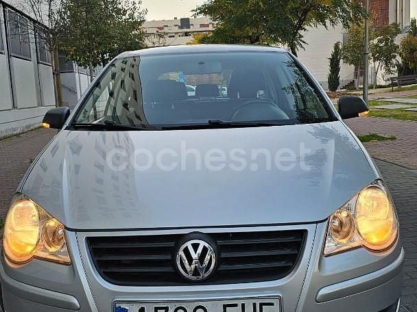 Gris / plata Usado 2006 VW Polo Match Berlina | 4690 € (Precio justo) - Imagen 1/4