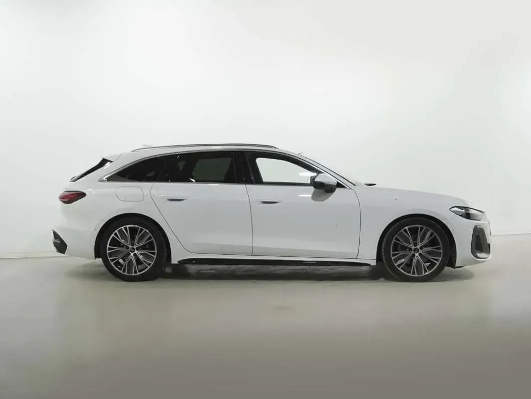Usado Audi A5 S-Line 204 CV (150 kW) 2024 Blanco Familiar