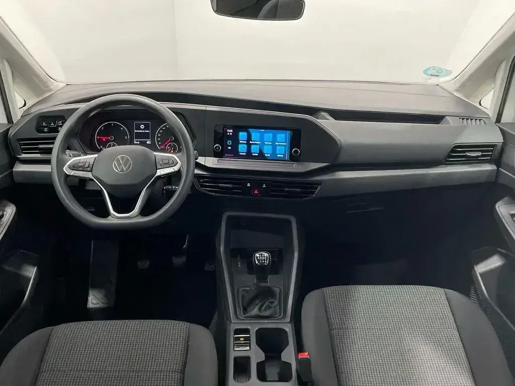 Usado VW Caddy 102 CV (75 kW) 2021 Blanco Monovolumen