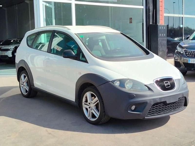 Blanco Usado 2011 Seat Altea Copa Monovolumen | 5900 € (Precio justo) - Imagen 1/4