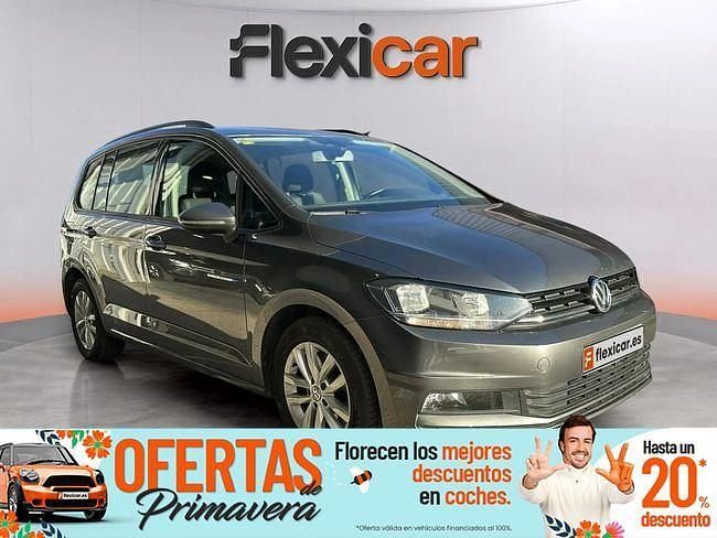 Usado VW Touran Edition 115 CV (84 kW) 2018 Gris / plata Monovolumen