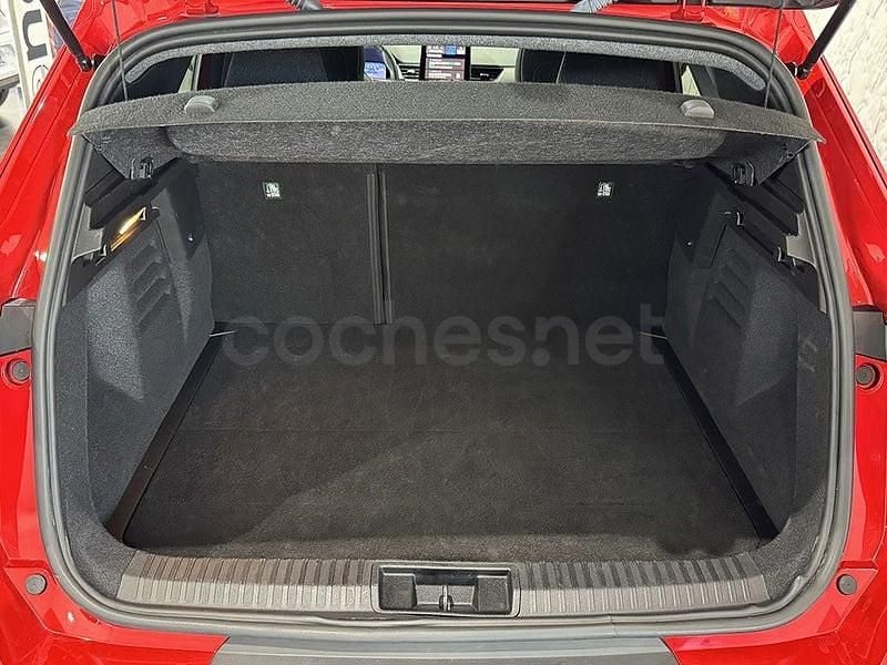 Usado Renault Symbioz Techno 145 CV (106 kW) 2025 Rojo SUV