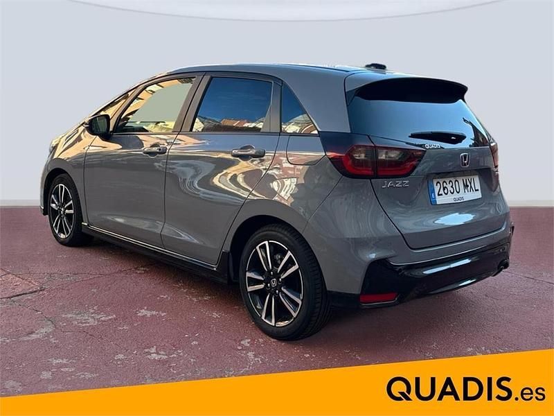 Usado Honda Jazz Sport 122 CV (89 kW) 2024 Gris Utilitario