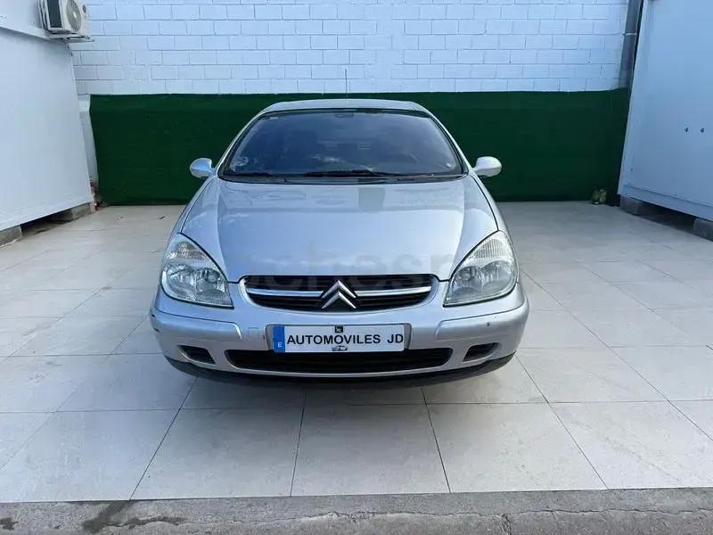 Usado Citroën C5 Exclusive 143 CV (105 kW) 2005 Gris / plata Berlina
