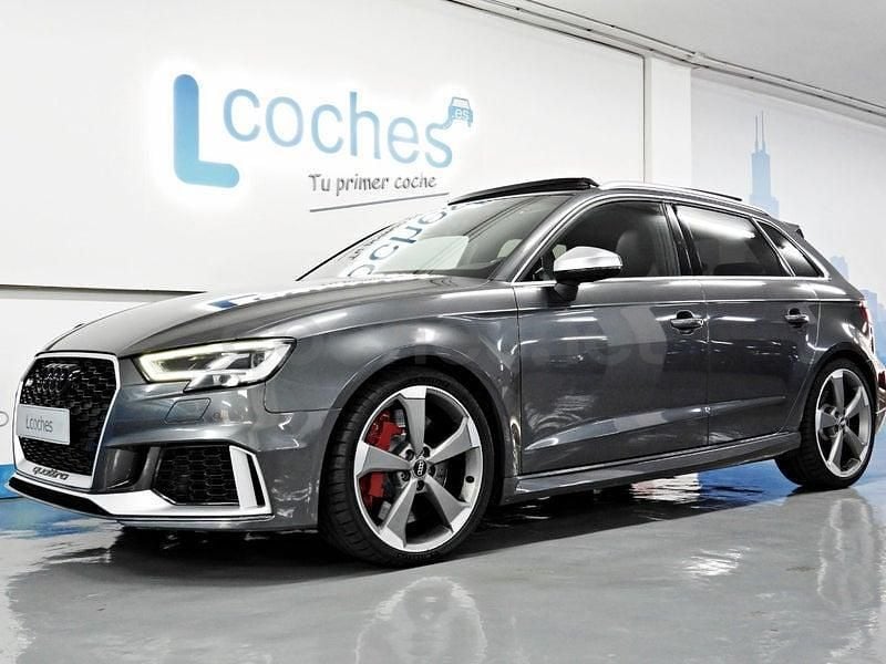 Usado Audi RS3 400 CV (294 kW) 2019 Gris / plata Berlina