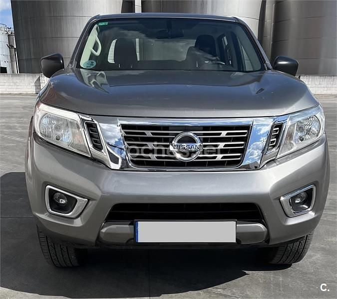 Usado Nissan Navara Acenta 190 CV (139 kW) 2021 Gris / plata Pickup/Camioneta