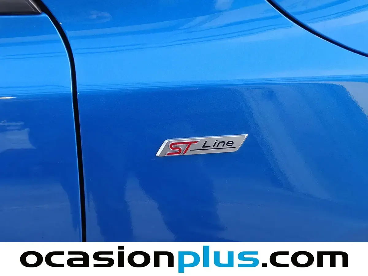 Usado Ford Focus ST-Line 125 CV (91 kW) 2021 Azul Utilitario