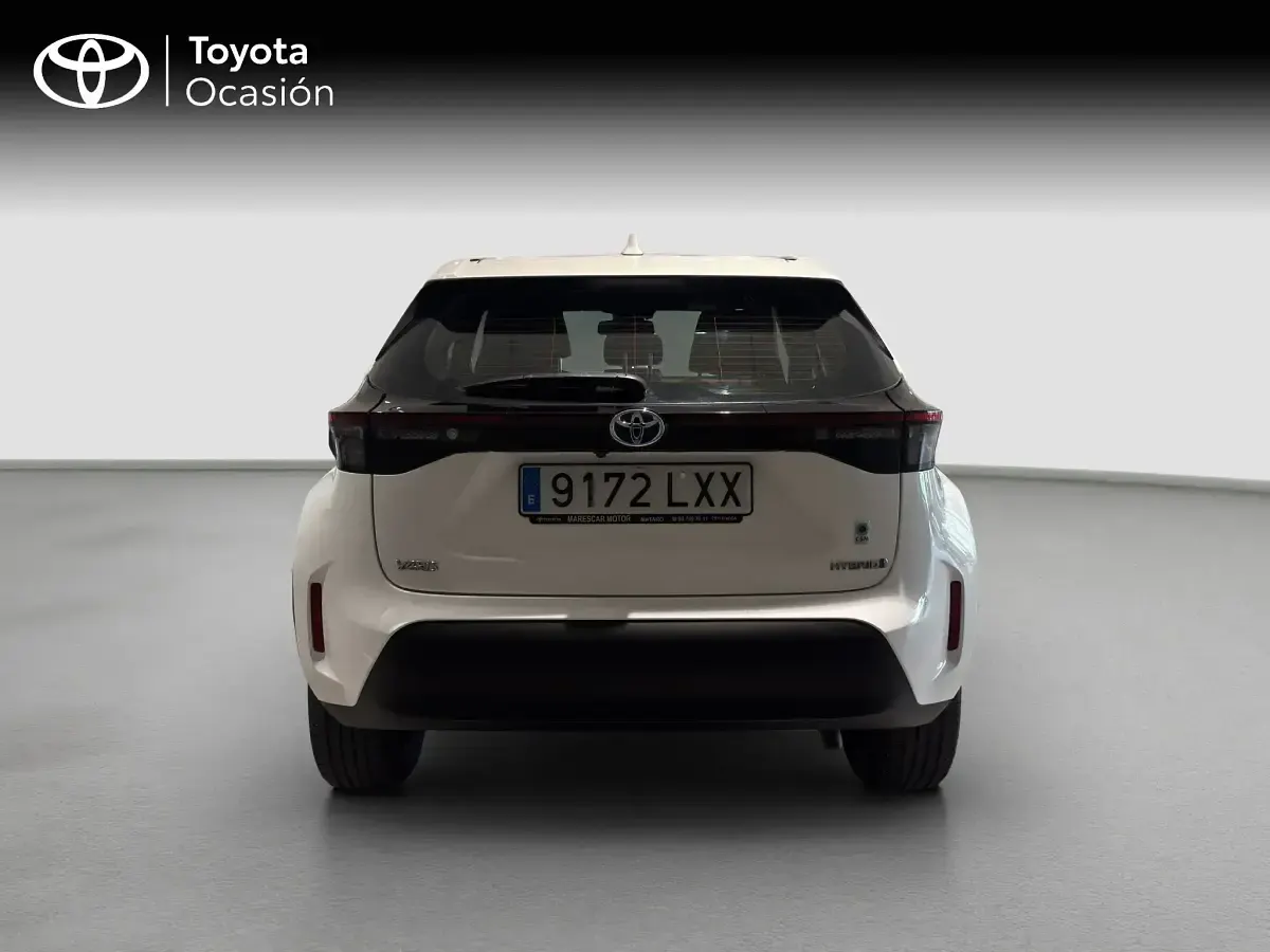Usado Toyota Yaris Cross Active 116 CV (85 kW) 2022 Blanco SUV