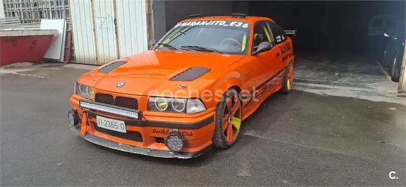 Usado BMW 325 170 CV (125 kW) 1992 Naranja Berlina