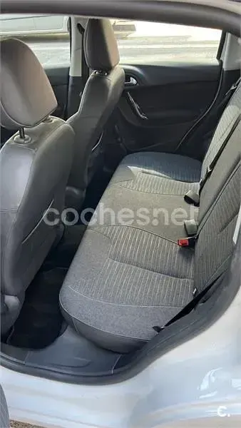 Usado Citroën C3 Live 68 CV (50 kW) 2016 Blanco Berlina