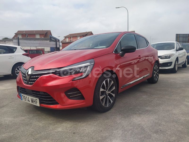 Granate Usado 2023 Renault Clio V Techno Berlina | 16.500 € (Precio justo) - Imagen 1/4