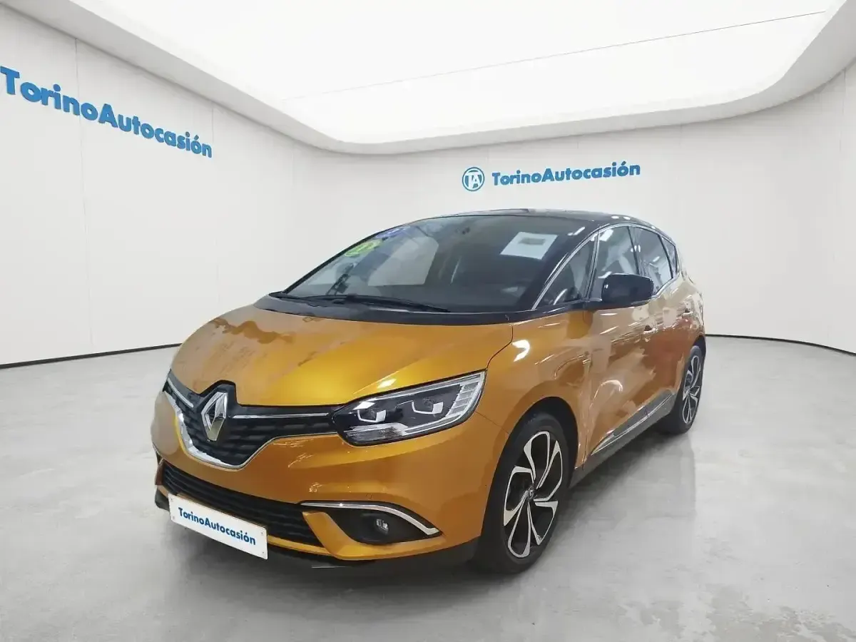 Usado Renault Grand Scénic IV Edition One 160 CV (117 kW) 2017 Naranja Monovolumen