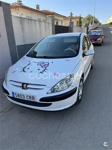 Usado Peugeot 307 90 CV (66 kW) 2003 Blanco Berlina