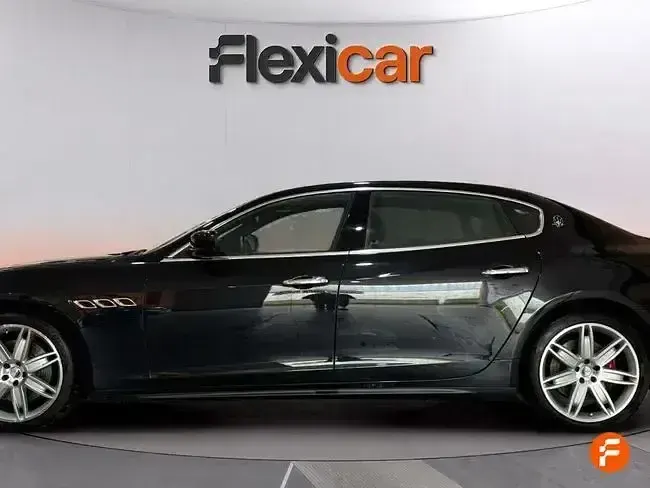 Usado Maserati Quattroporte 410 CV (301 kW) 2016 Negro Berlina