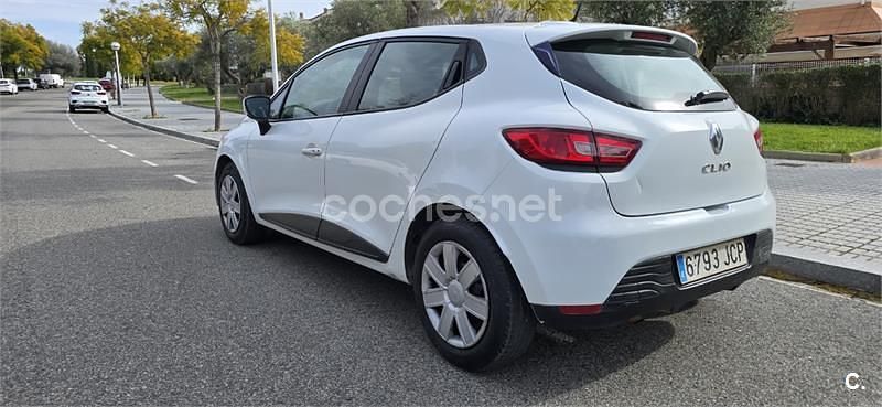 Usado Renault Clio IV Expression 75 CV (55 kW) 2015 Blanco Berlina