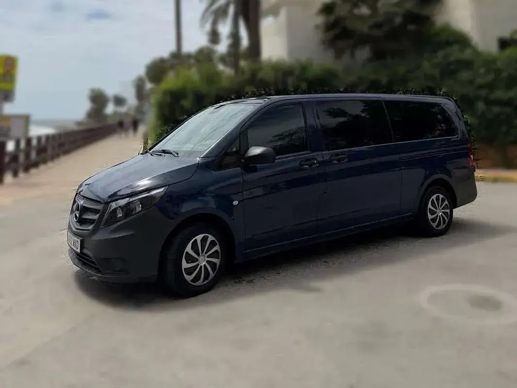 Usado Mercedes Vito Marco Polo 136 CV (100 kW) 2019 Azul Van