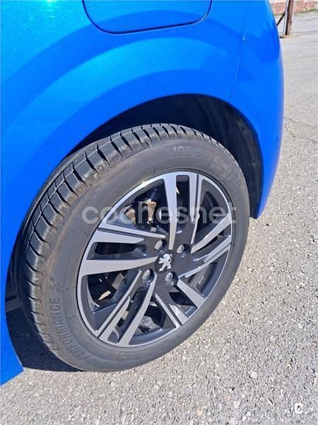Usado Peugeot 208 Style 100 CV (73 kW) 2021 Azul Utilitario