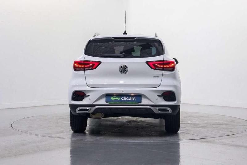 Usado MG ZS Comfort 106 CV (77 kW) 2023 Blanco SUV