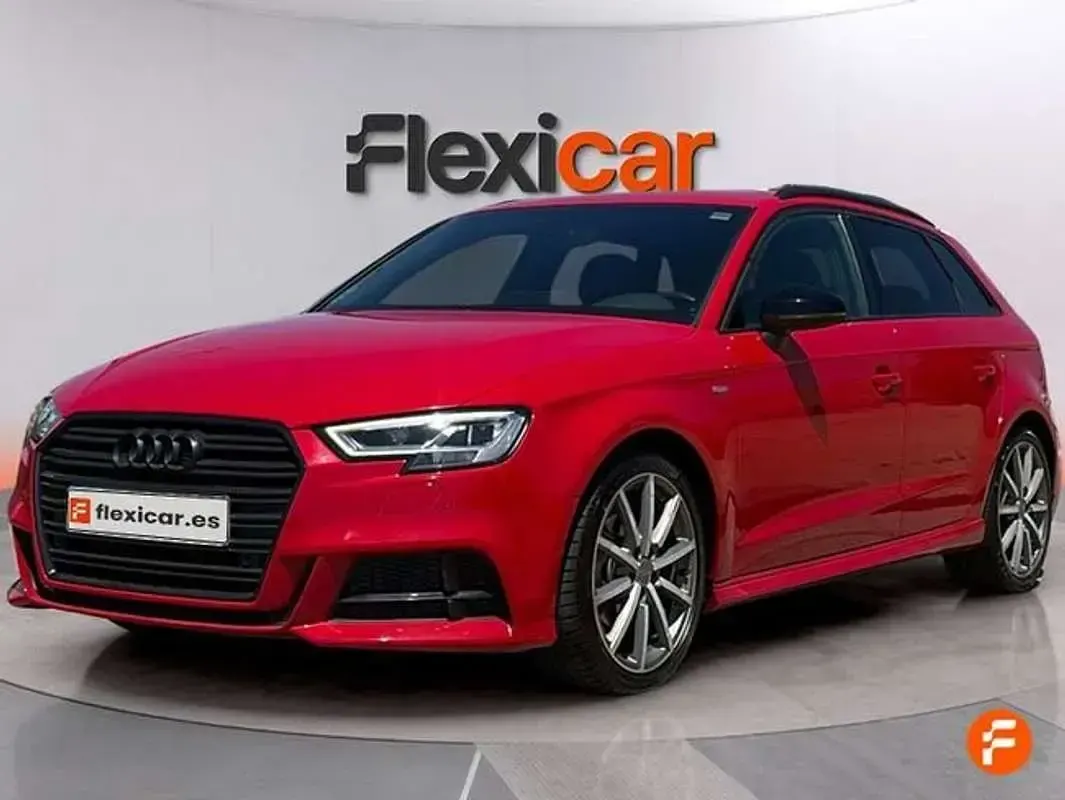 Usado Audi A3 Sportback S-Line 150 CV (110 kW) 2019 Rojo Utilitario