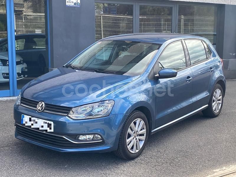 Azul Usado 2017 VW Polo Advance Berlina | 12.500 € (Precio justo) - Imagen 1/4