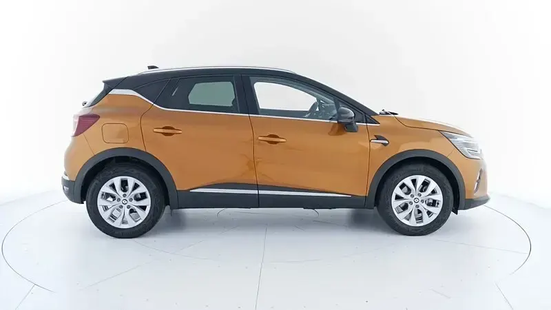 Usado Renault Captur Zen 145 CV (106 kW) 2022 Naranja SUV