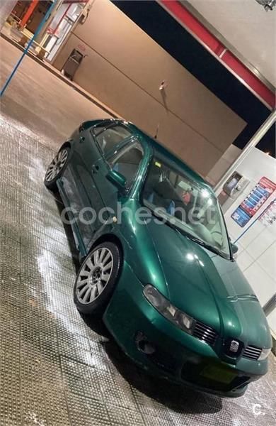 Verde Usado 2000 Seat Leon Sport Berlina | 2250 € (Buen precio) - Imagen 1/4
