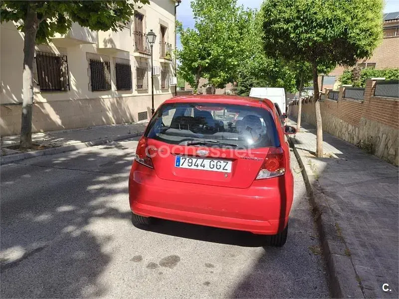 Usado Chevrolet Kalos SE 72 CV (52 kW) 2008 Rojo Berlina