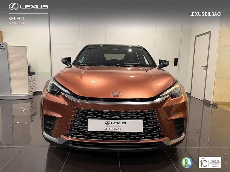 Usado Lexus LBX 136 CV (100 kW) 2025 Marrón SUV
