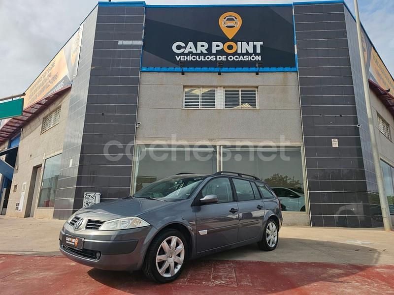 Gris / plata Usado 2006 Renault Mégane GrandTour Dynamique Familiar | 3990 € (Precio justo) - Imagen 1/4