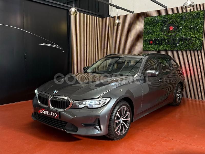 Usado BMW 320e 190 CV (139 kW) 2021 Gris / plata Familiar