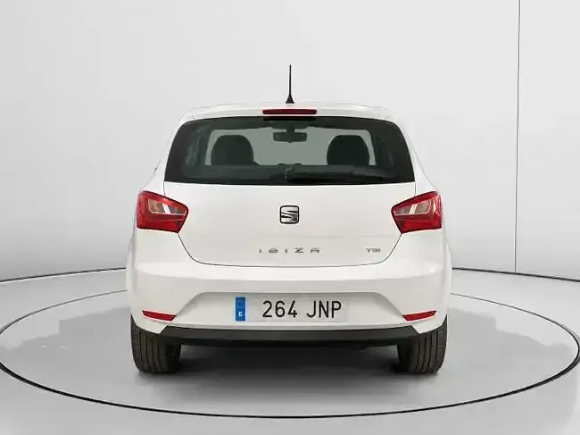 Usado Seat Ibiza Style 90 CV (66 kW) 2016 Blanco Berlina