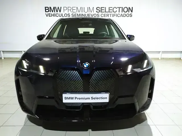 Usado BMW iX Comfort Edition 300 kW (408 CV) 2025 Negro SUV