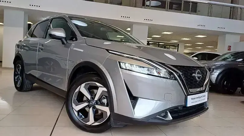 Usado Nissan Qashqai N-Connecta 140 CV (102 kW) 2024 Diamond silver (metalizado) SUV