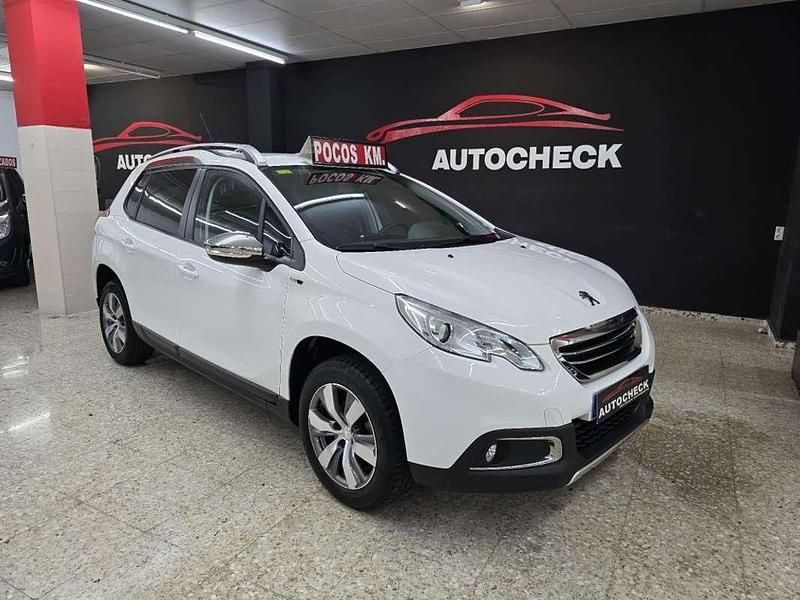 Usado Peugeot 2008 Style 82 CV (60 kW) 2016 Blanco SUV